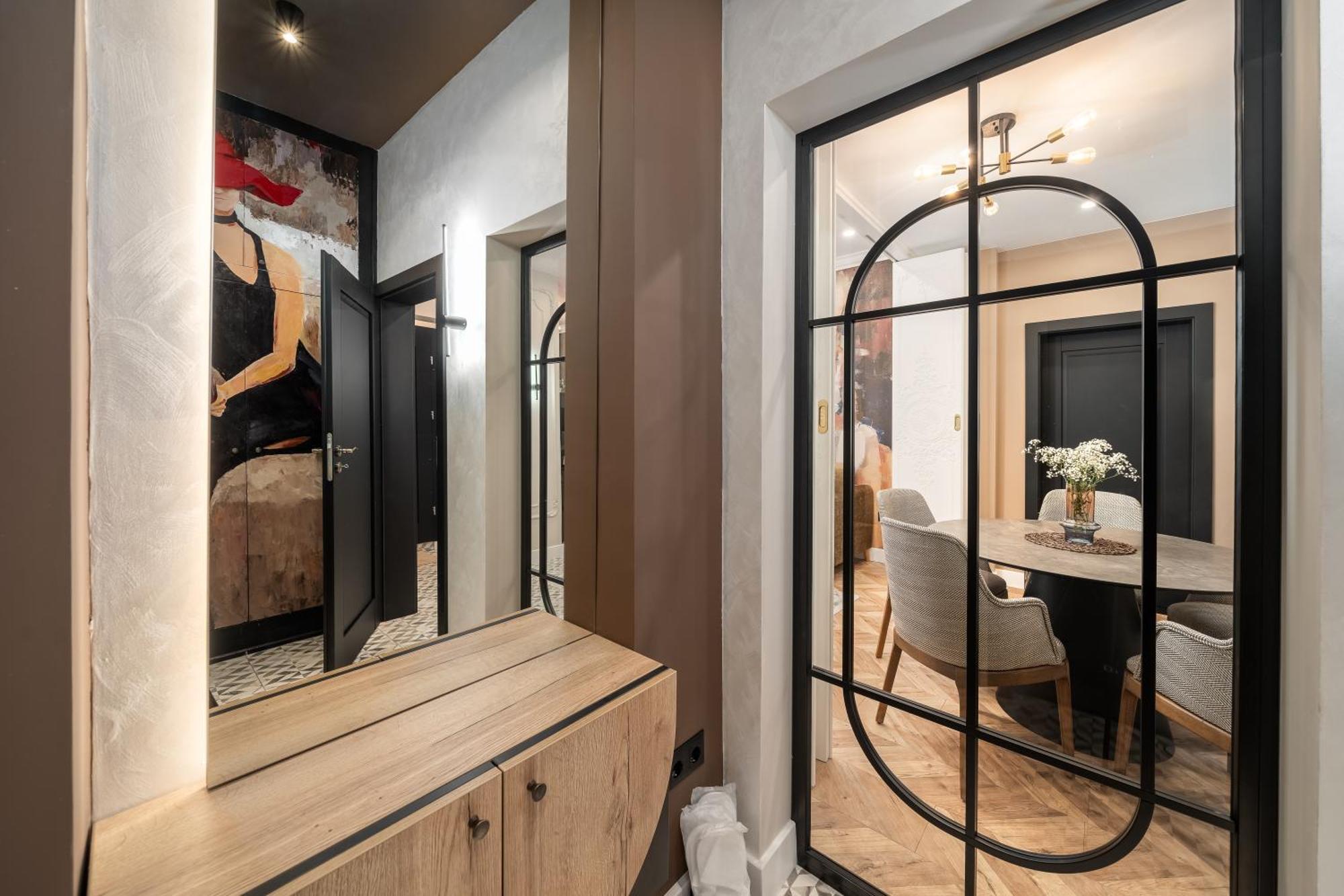 Apartment Citycenter Magnific Gem - 2 Bdr & 2 Baths *